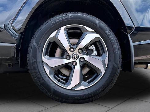 Used 2023 Toyota RAV4 SE w/ Weather & Moonroof Package AWD/4WD image 11