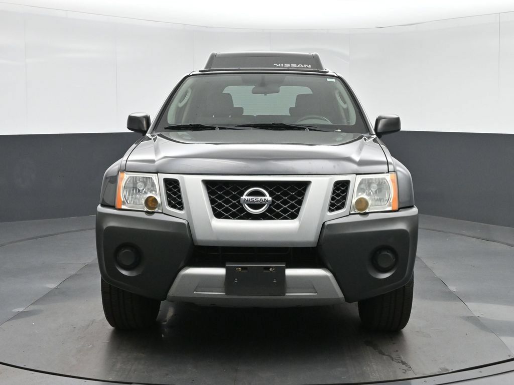 Used 2010 Nissan Xterra X AWD/4WD image 2