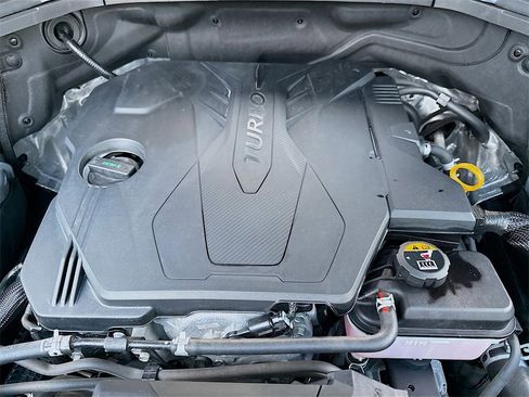 Used 2024 Genesis GV80 2.5T image 32