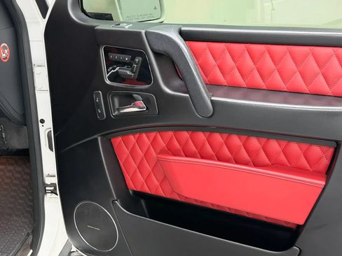 Used 2017 Mercedes-Benz G 63 AMG 4MATIC image 19