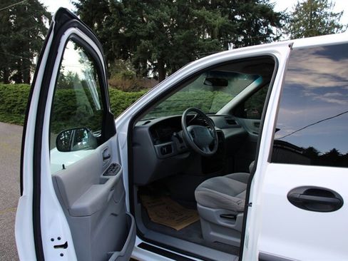 Used 2000 Ford Windstar Base 84K MILES image 5