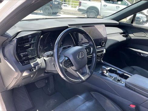 Used 2024 Lexus RX 450h AWD w/ Luxury Package image 2