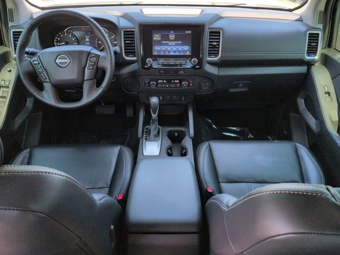 Used 2024 Nissan Frontier SL w/ Technology Package RWD image 15
