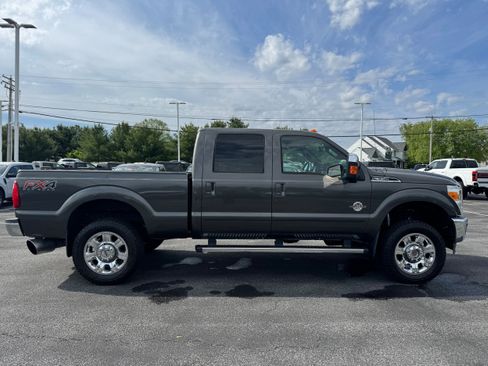 Used 2015 Ford F350 Lariat w/ Lariat Ultimate Package AWD/4WD image 5