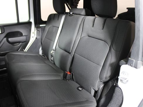Used 2023 Jeep Wrangler Unlimited w/ Cold Weather Group AWD/4WD image 20
