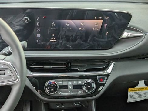 New 2026 Buick Envista Sport Touring FWD image 11