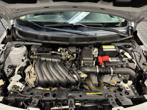 Used 2015 Nissan Versa S image 9