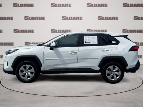 Used 2023 Toyota RAV4 LE AWD/4WD image 2