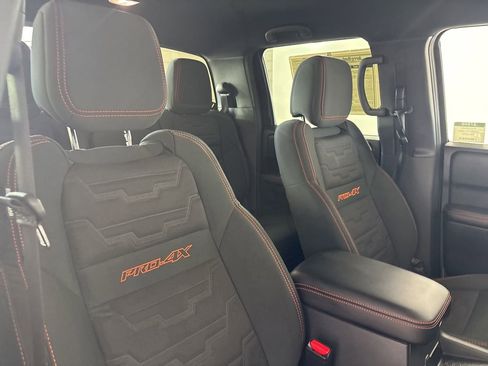 Used 2025 Nissan Frontier PRO-4X w/ Pro Convenience Package AWD/4WD image 25