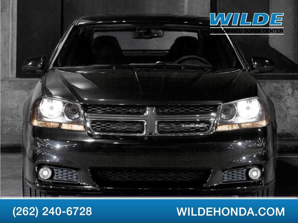 Used 2014 Dodge Avenger SXT w/ Blacktop Package FWD image 1