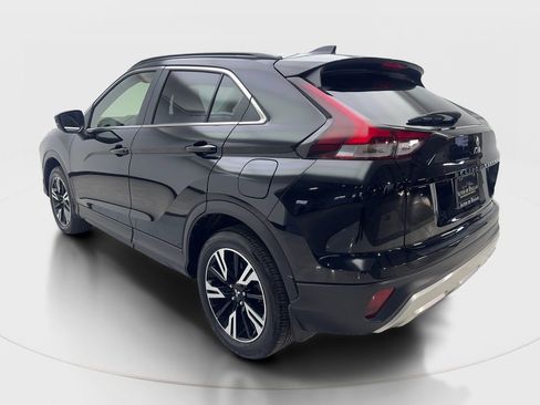 Used 2024 Mitsubishi Eclipse Cross SE image 9