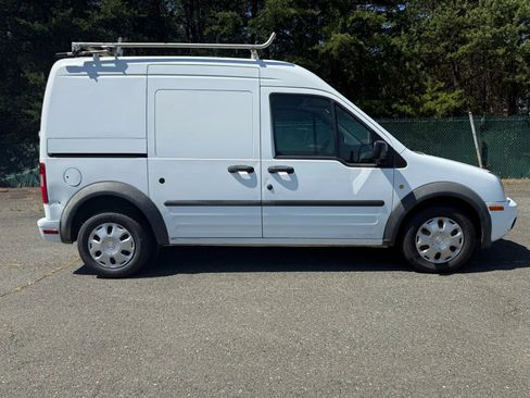 Used 2012 Ford Transit Connect XLT image 2
