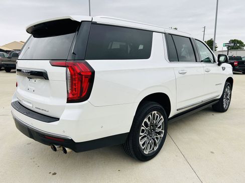 Used 2023 GMC Yukon XL Denali Ultimate w/ LPO, Floor Liner Package AWD/4WD image 51