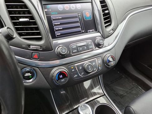 Used 2020 Chevrolet Impala LT w/ LT Convenience Package image 15