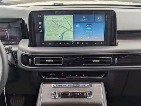 New 2025 Lincoln Aviator Reserve w/ Luxury Package image 14