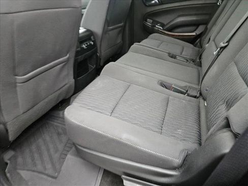 Used 2018 Chevrolet Tahoe LS image 17