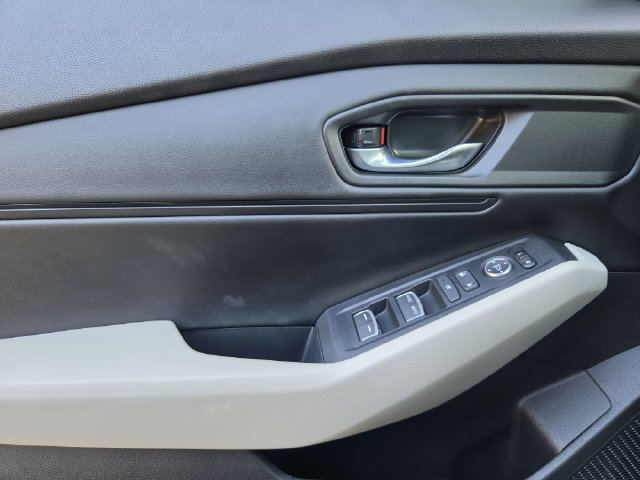 Used 2025 Honda Accord SE image 19