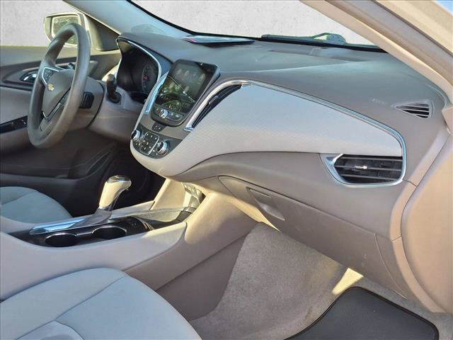Used 2020 Chevrolet Malibu LT FWD image 21
