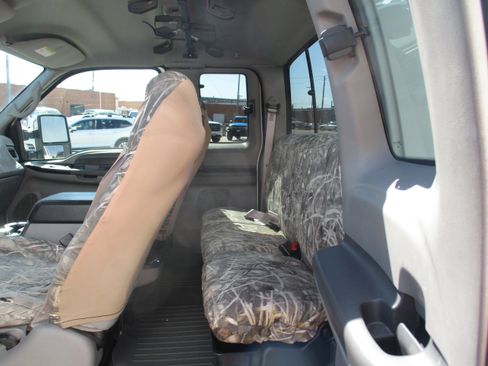 Used 2001 Ford F250 Lariat AWD/4WD image 17