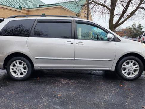 Used 2005 Toyota Sienna XLE Limited image 4