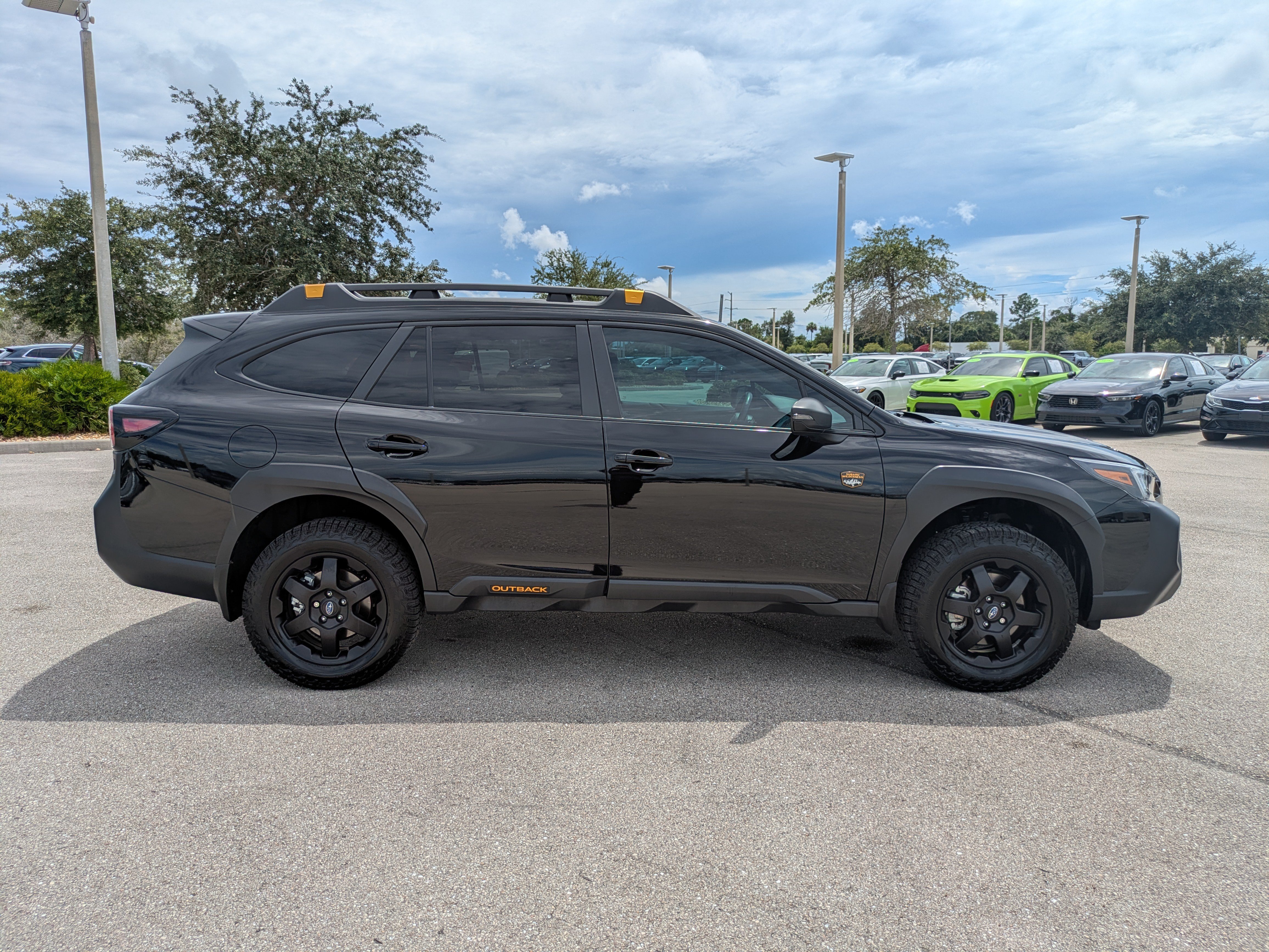 Used 2025 Subaru Outback Wilderness AWD/4WD image 3