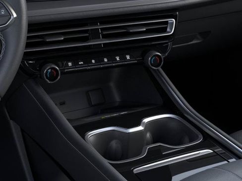 New 2027 Chevrolet Traverse LT w/ Driver Confidence Package FWD image 23