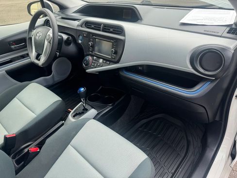 Used 2012 Toyota Prius C Three image 22