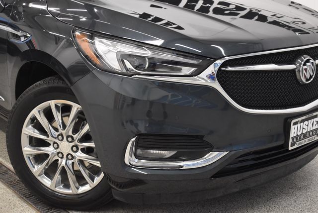 Used 2021 Buick Enclave Premium w/ Sun and Sites Package AWD/4WD image 32