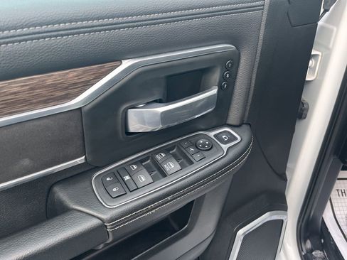 Used 2020 RAM 2500 Laramie image 15