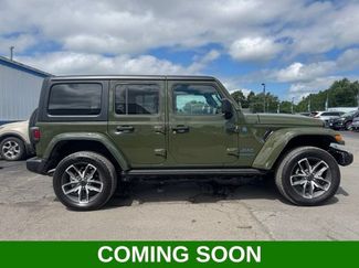 Used 2024 Jeep Wrangler Unlimited w/ Convenience Group AWD/4WD video 1