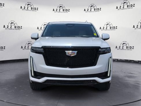 Used 2021 Cadillac Escalade Sport Platinum RWD image 2