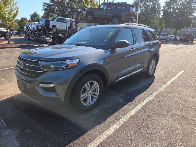 Used 2022 Ford Explorer XLT w/ Equipment Group 202A RWD image 7