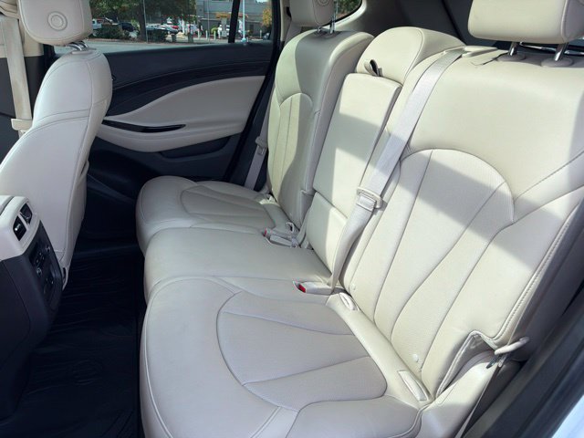 Used 2017 Buick Envision Essence FWD image 36
