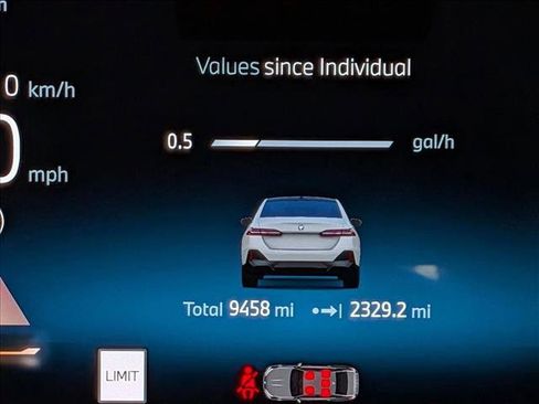 Certified 2025 BMW 530i xDrive w/ M Sport Package image 11