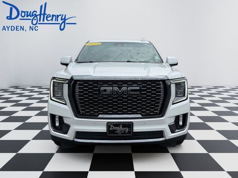 Used 2023 GMC Yukon Denali Ultimate AWD/4WD image 8