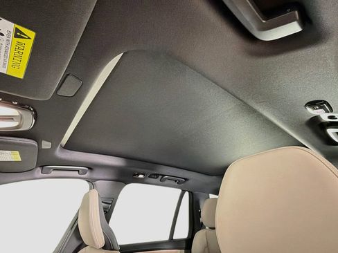 New 2026 Volvo XC90 B6 Plus w/ Protection Package Premier AWD/4WD image 23