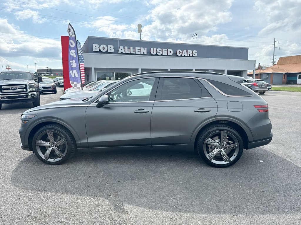 Used 2022 Genesis GV70 3.5T Sport w/ Sport Prestige Package AWD/4WD image 11