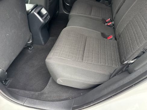 Used 2023 Honda HR-V LX image 17