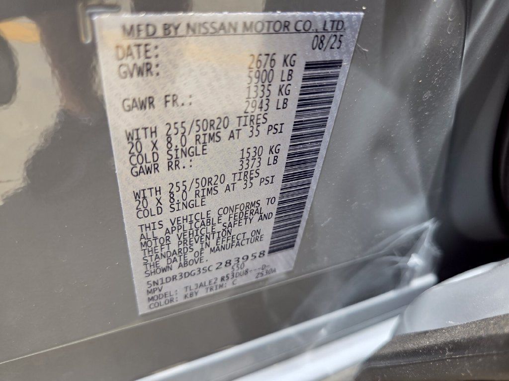 Used 2025 Nissan Pathfinder Platinum w/ Cargo Package FWD image 34