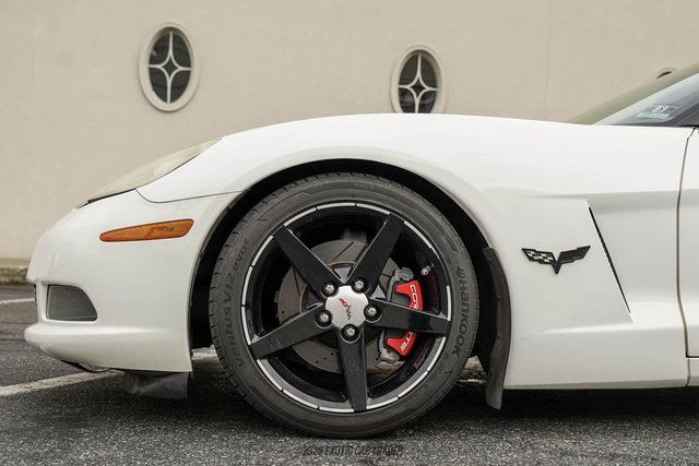 Used 2006 Chevrolet Corvette Convertible w/ Preferred Equipment Group RWD image 4