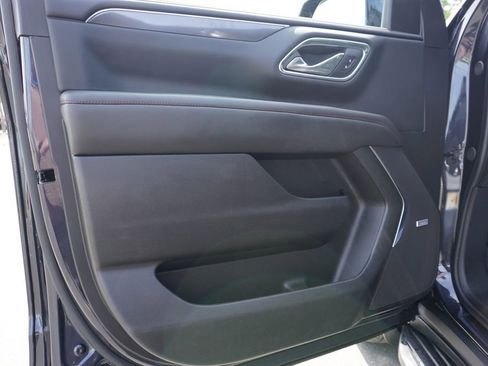 Used 2024 Chevrolet Suburban RST w/ Luxury Package AWD/4WD image 18