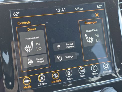 Used 2022 Jeep Grand Cherokee Laredo X AWD/4WD image 9