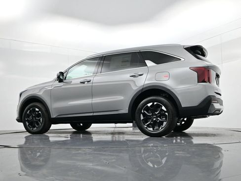 Certified 2026 Kia Sorento S AWD/4WD image 38