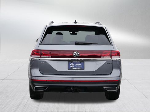 Certified 2025 Volkswagen Atlas SE w/ Panoramic Sunroof Package image 6