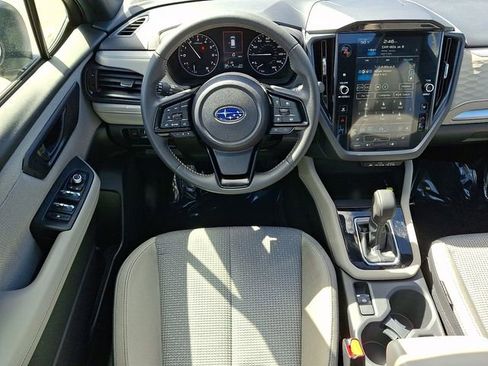 Certified 2025 Subaru Forester Premium image 11