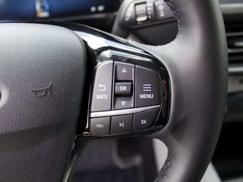 Used 2023 Ford Escape Platinum AWD/4WD image 17