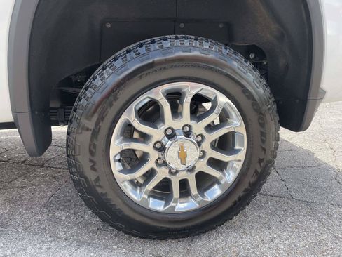 Used 2025 Chevrolet Silverado 3500 LTZ w/ LTZ Plus Package AWD/4WD image 28