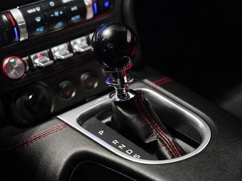 Used 2022 Ford Mustang GT Premium w/ GT Performance Package RWD image 24