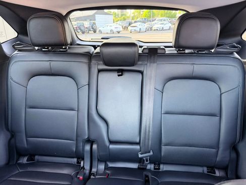 Used 2021 Ford Escape SEL image 34