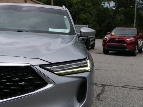 Used 2023 Acura MDX FWD w/ Technology Package image 13